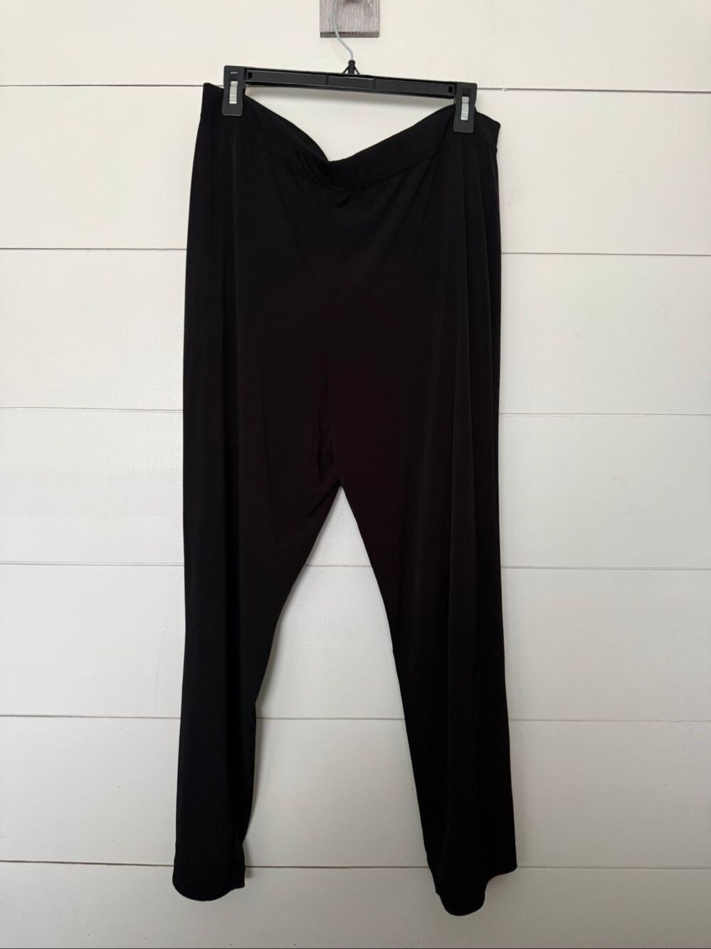 Susan Graver Women’s Large Petite Black Pull on Pants Stretchy